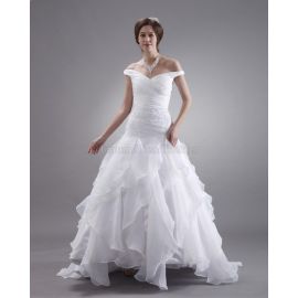 Vestido de noiva pomposo sem mangas em renda e organza cristal