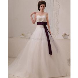 Vestido de noiva falso romântico de duas peças em tule com cinto