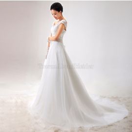 Vestido de noiva evasê de organza cintura regular romântico