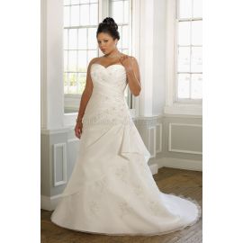 Vestido de noiva formal vintage até o chão com corpete plissado