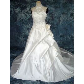 Vestido de noiva formal plus size em cetim com apliques